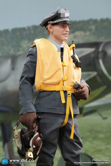 Pre-order 1/6 DID D80190 WWII German Luftwaffe Ace Pilot – Erich Hartmann Action Figure