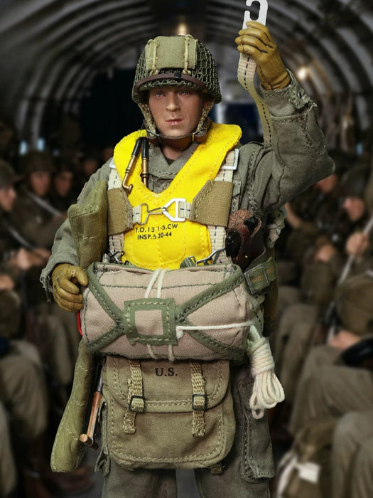 Pre-order 1/12 DID XA80039 WWII U.S. Army 101st Airborne Division – Captain Winters Action Figure