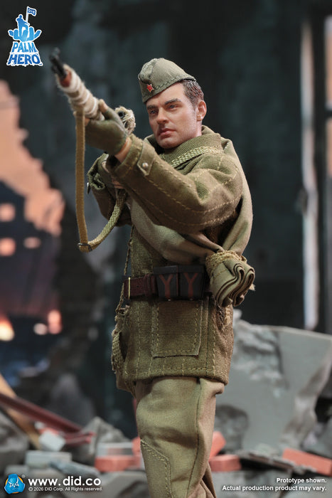 Pre-order 1/12 DID XR80037 WWII Russian Sniper – Vasily Zaitsev Action Figure